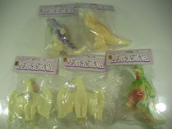 愛知県よりソフビ買取のご依頼/スラッシュカンパニー 怪獣愛蔵組 復刻 